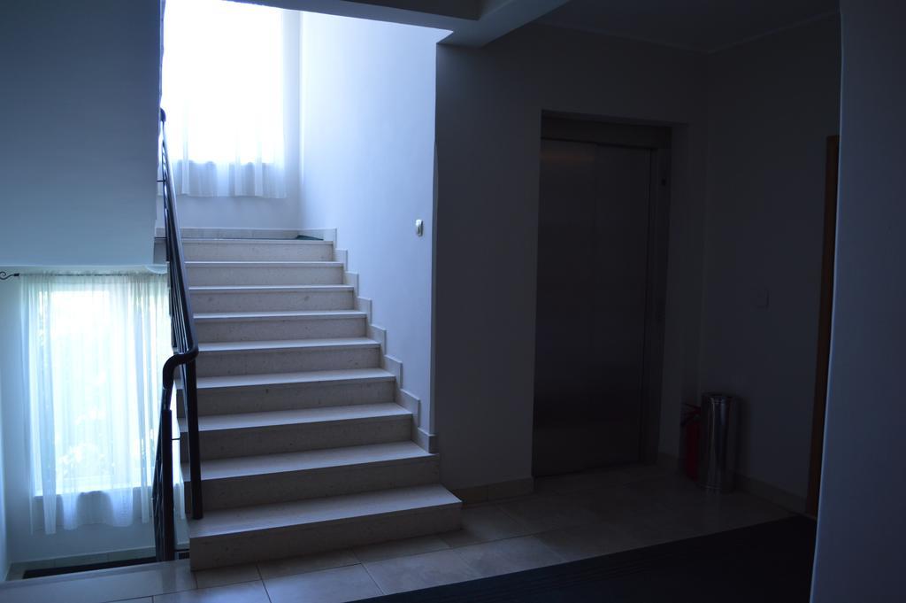 Hotel Kangaroo Budva Exterior photo