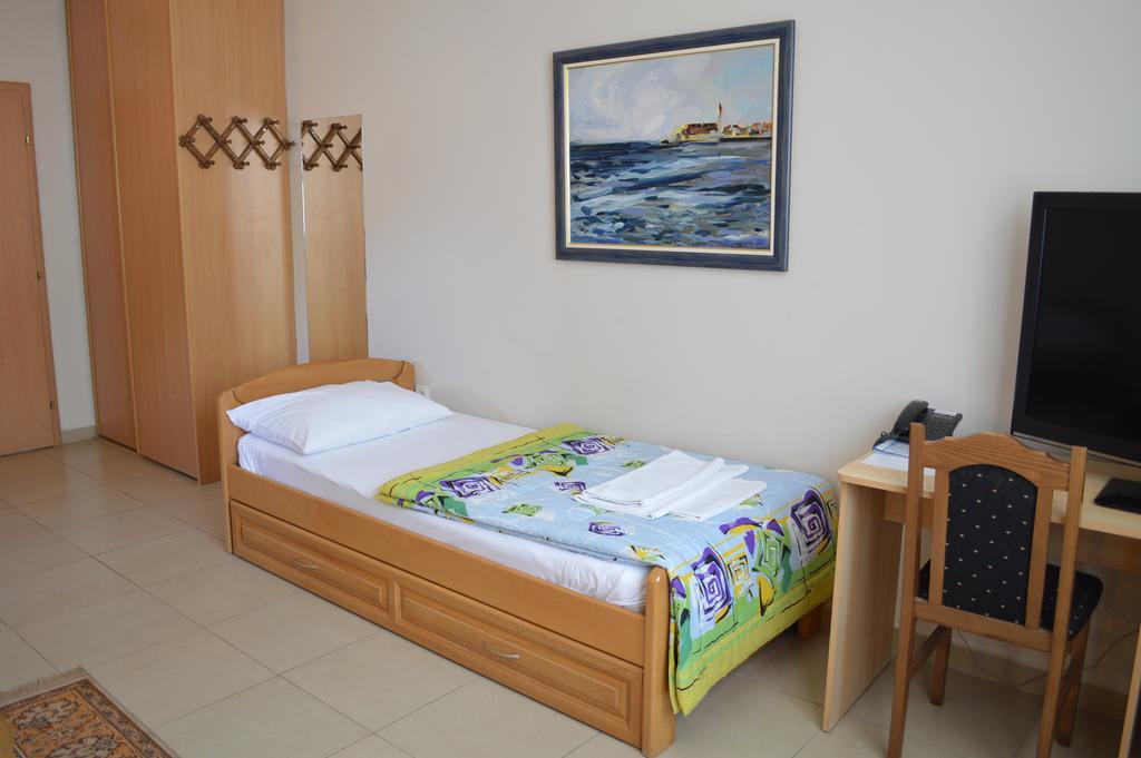 Hotel Kangaroo Budva Exterior photo
