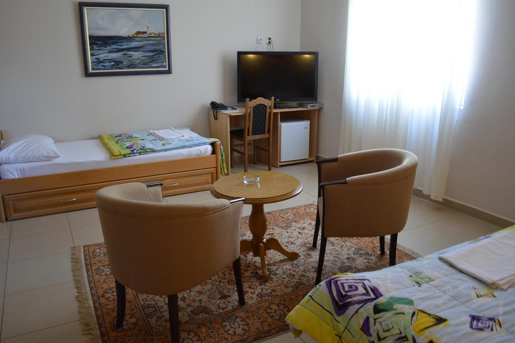 Hotel Kangaroo Budva Exterior photo